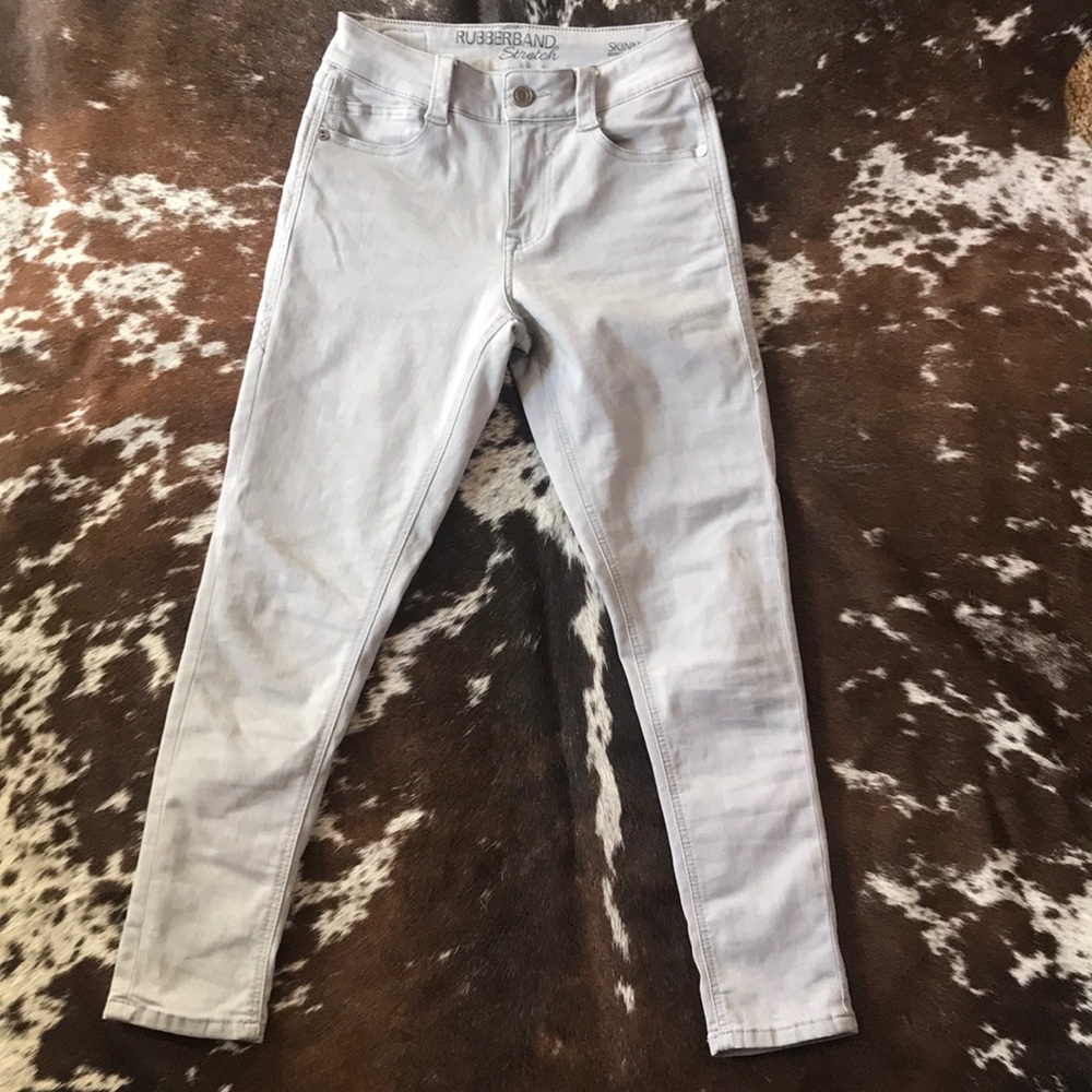 NWOT Gray Ankle Skinnies 👖